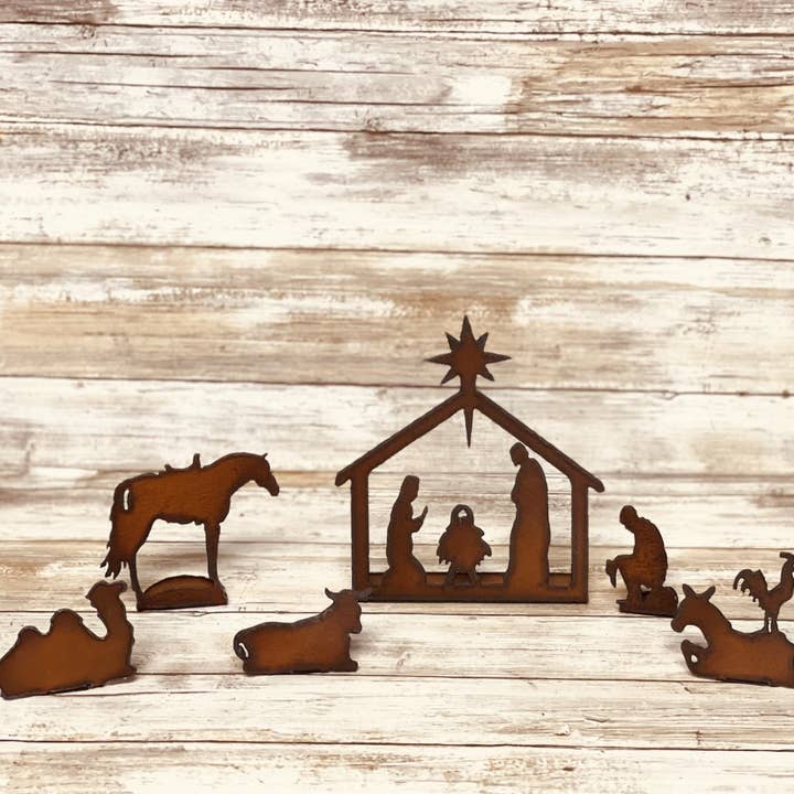 Universal Ironworks USA - Wholesale Nativity Scene Decor - WESTERN SMALL Metal Nativity Scene Rodeo Rustic Christmas1