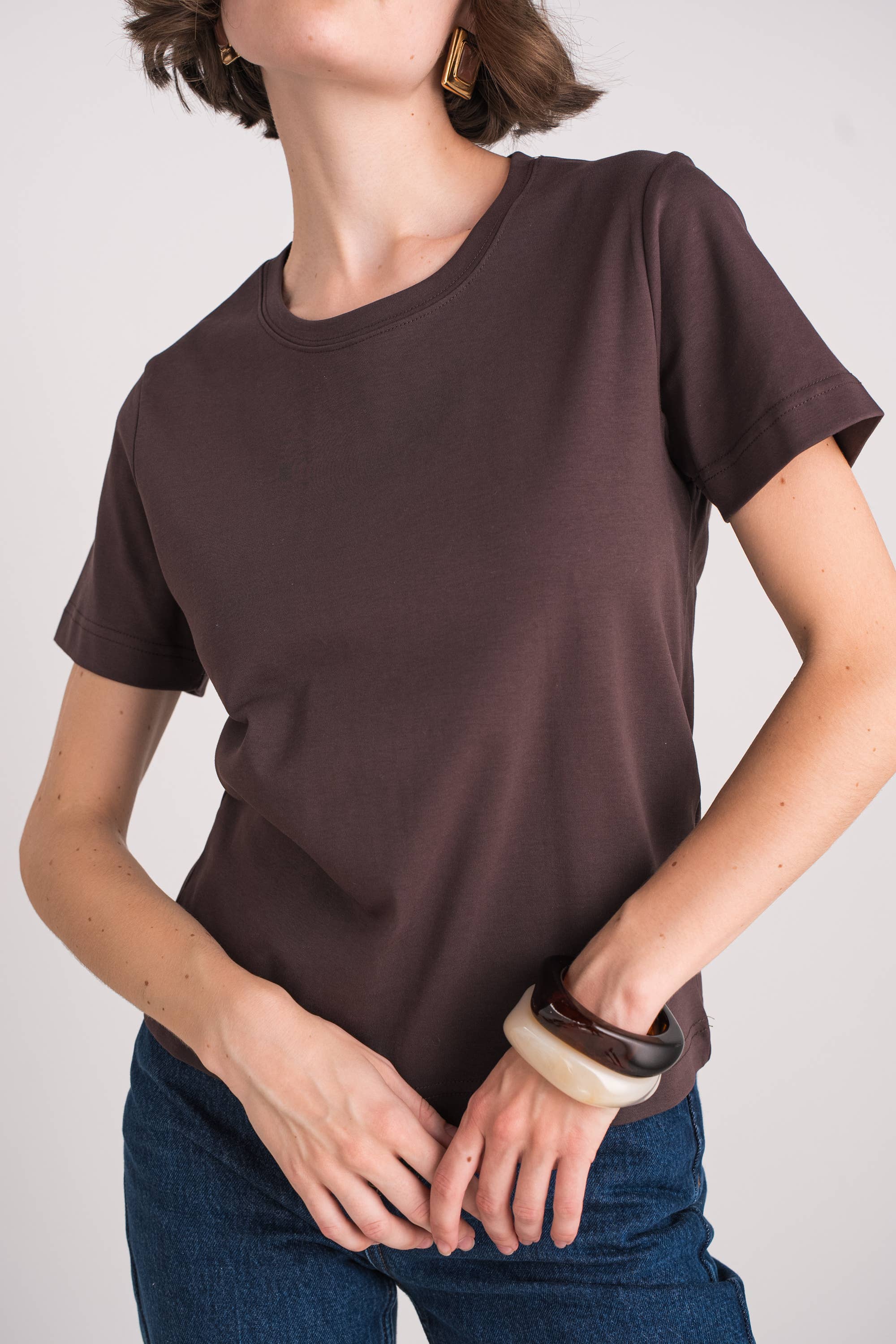 jw.atelier - Wholesale T-Shirt - Women's - 100% premium cotton short-sleeve T-shirt8