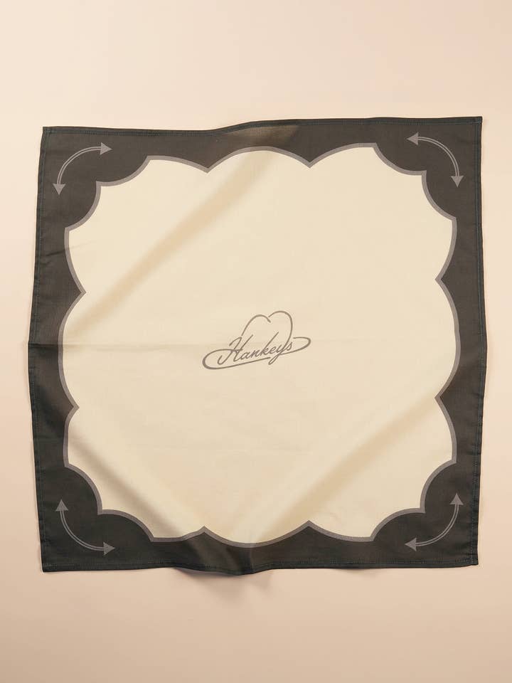 Bandana Crema e Polvere di Carbone per la vendita all'ingrosso da parte di Hankeys