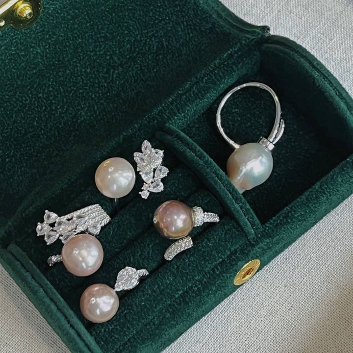 Collezione Queen per la vendita all'ingrosso da parte di Adoreperle