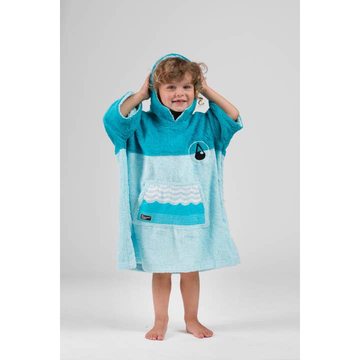 Inventsports Limited - Wholesale Poncho Towel - Kids & Baby - Wave-Hawaii MINI - Kids' Beach Poncho and changing robe4