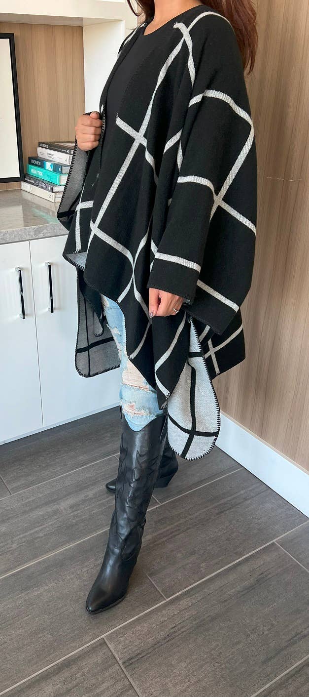 Justin & Taylor - Wholesale Kimono - Women's - Shiver | Plaid Kimono Two-Toned Fall & Winter Shawl13