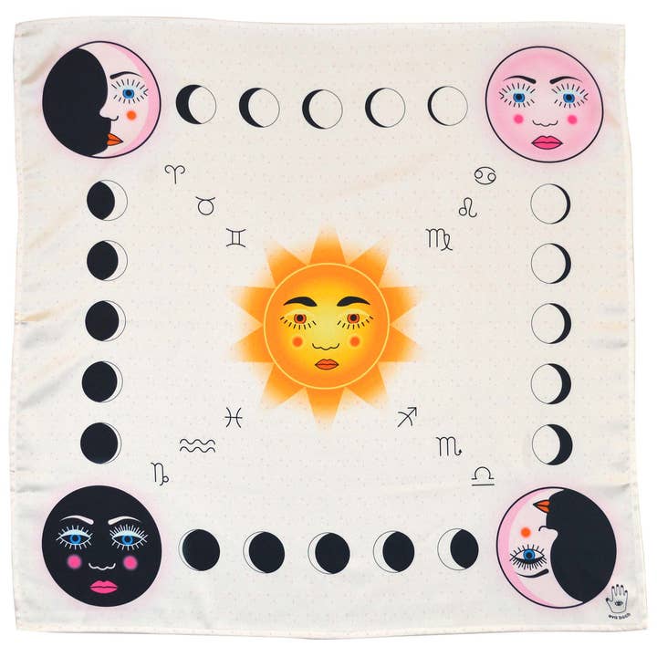 Eva Boch - Wholesale Meditation Supplies - Tela de Lectura de Tarot del Altar de la Familia Cósmica2