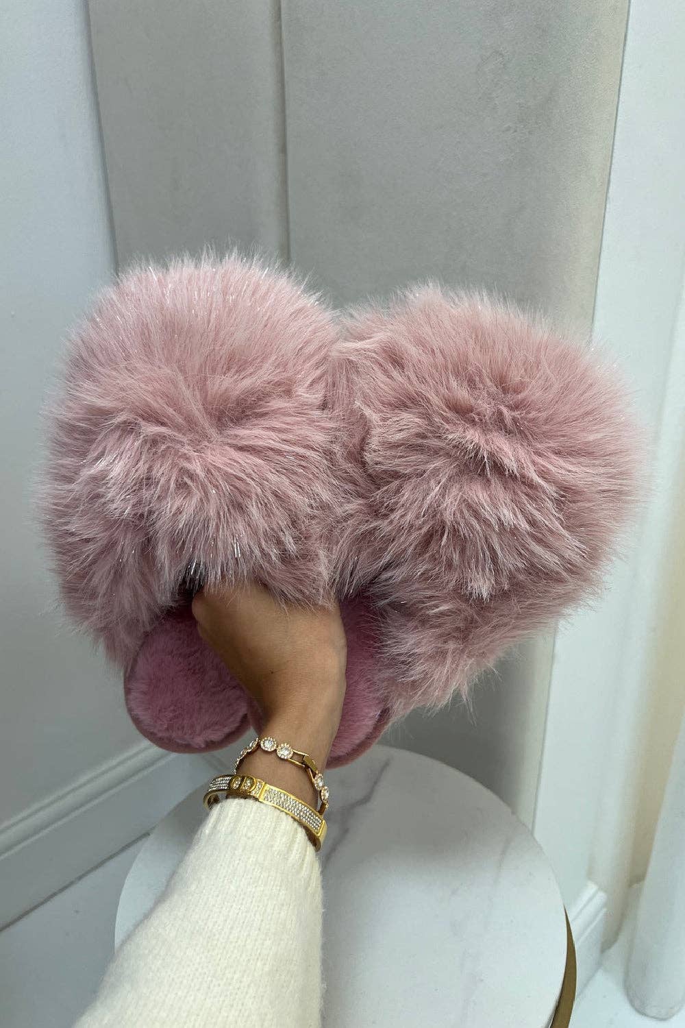 No Doubt Shoes - Wholesale Slippers - Women's - Extreme Oversized Faux Fur Fluffy Slippers (24 PAIRS)3