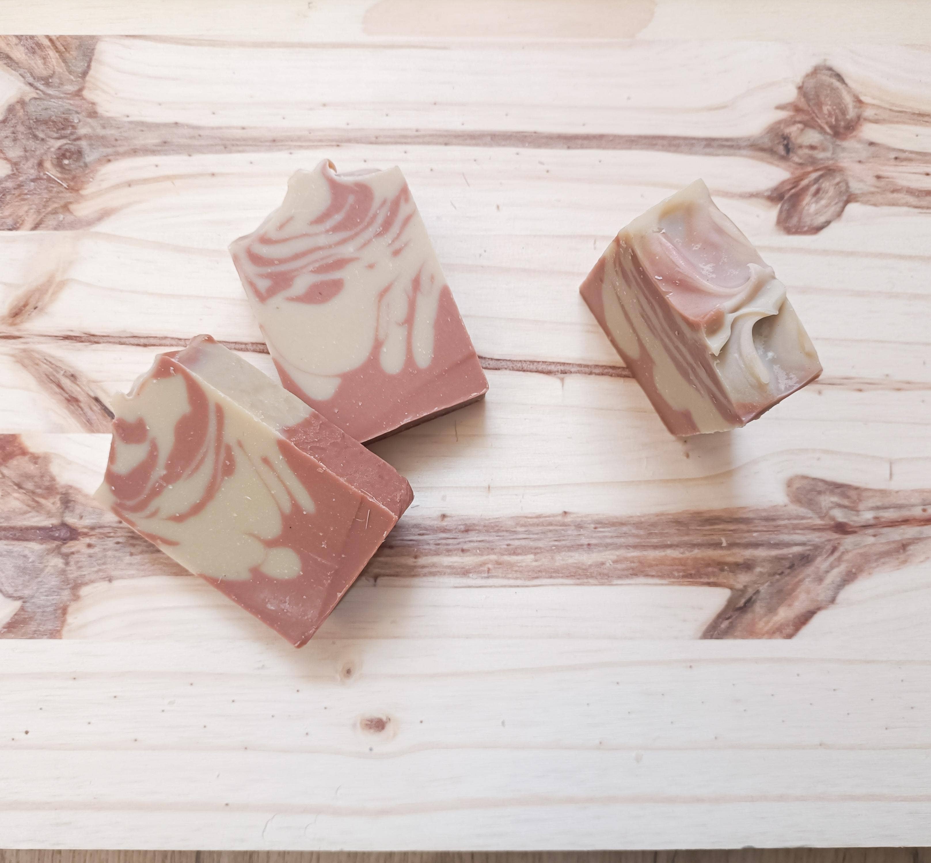 Les bulles de Nan's - Wholesale Bar Soap - Cold-saponified Rosemary & Scots Pine Soap2