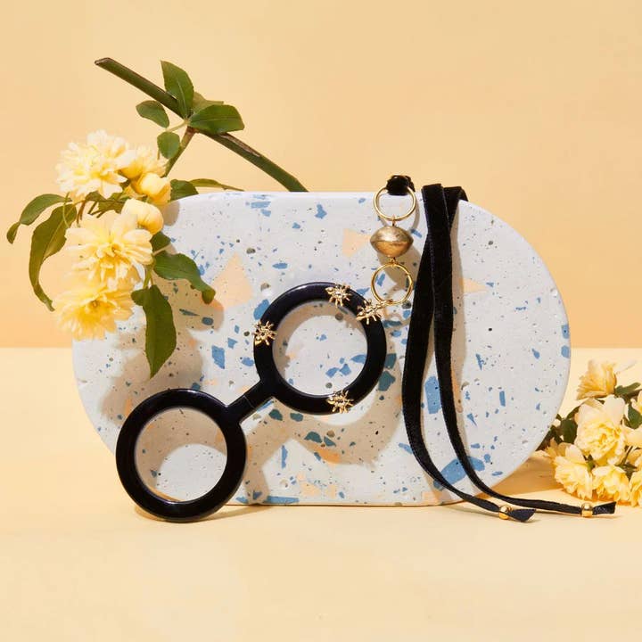 Pendant-Glasses Black Ants for wholesale on Faire1