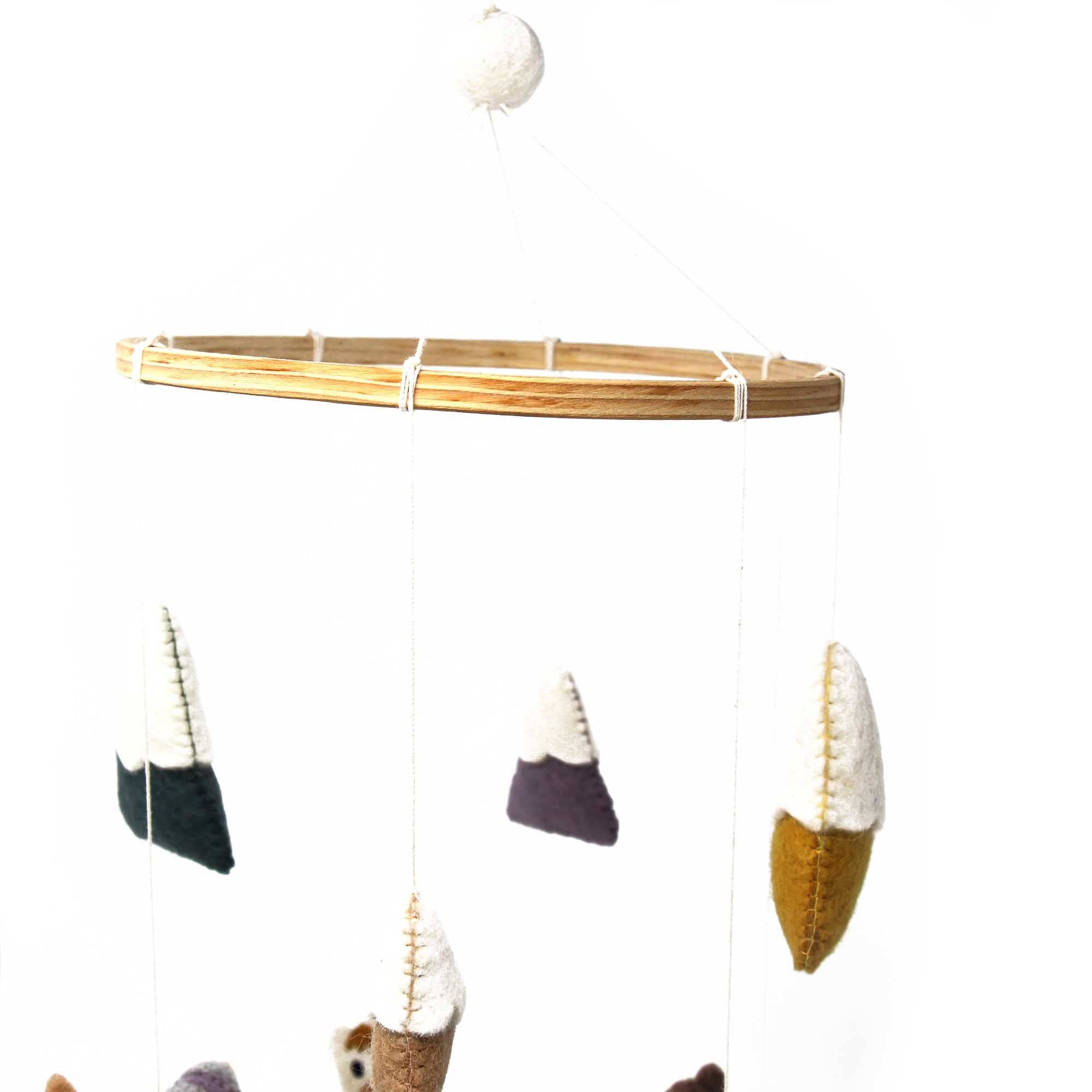 Global Crafts - Vendita all'ingrosso Giostrina culla - Carillon per culla con lama in feltro2