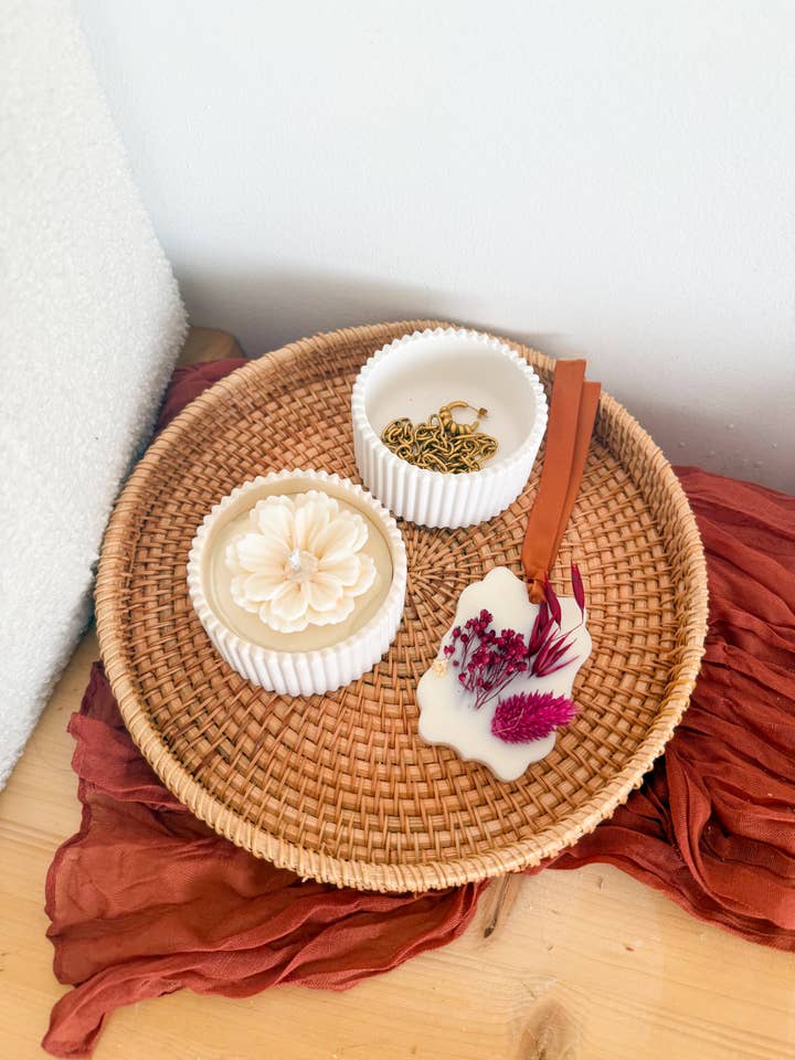 Bougie en Cire de Soja - Fleur | 90g pour la vente par Mísis Handmade Home decor