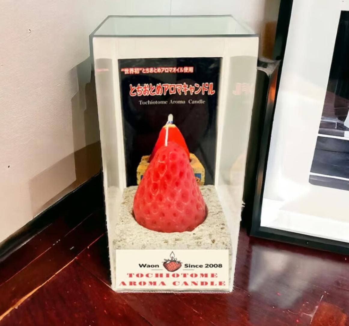 「FUNJI」In Japan - Wholesale Novelty Candle - Strawberry Soy Candle with Oya Stone Tray4