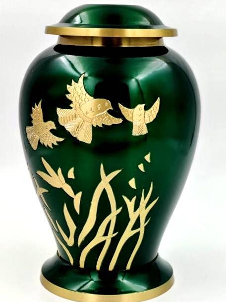 Urne funéraire adulte en laiton vert et or élégante pour la vente par 1 DOLLAR IMPORTS, LLC