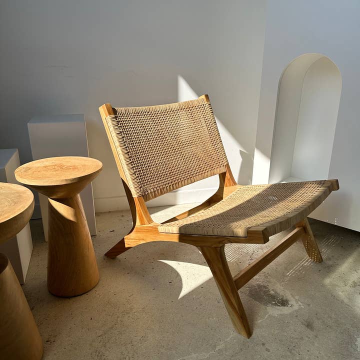 Office Objets - Wholesale Chair - Reclined chair in natural wood and woven rattan49