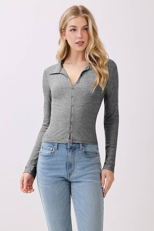 Heart & Hips - Vendita all'ingrosso Top in maglia - Donna - RT56235L - POLO A MANICHE LUNGHE CON BOTTONI E PASSANTE DAVANTI8