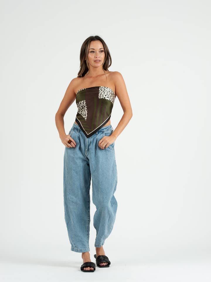 CARTA ZIJDEN SJAAL/TOP- OLIJF voor wholesale door Lucca Couture