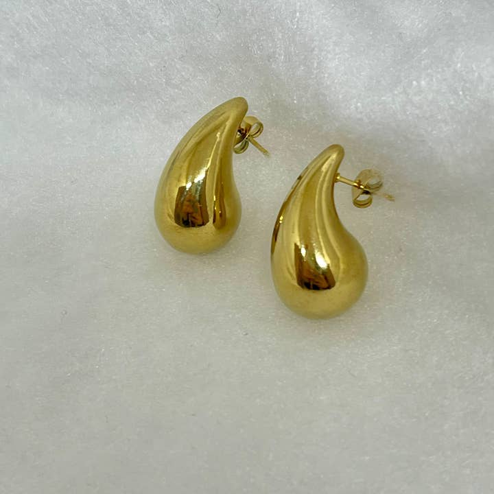 Brincos Bebé Scarlett por atacado de Poudre Bijoux