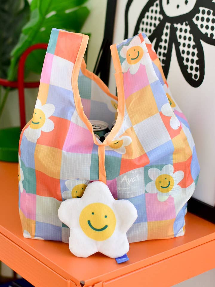 Checkered Flower Plushie Reusable Nylon Bag for wholesale by Sidersonline