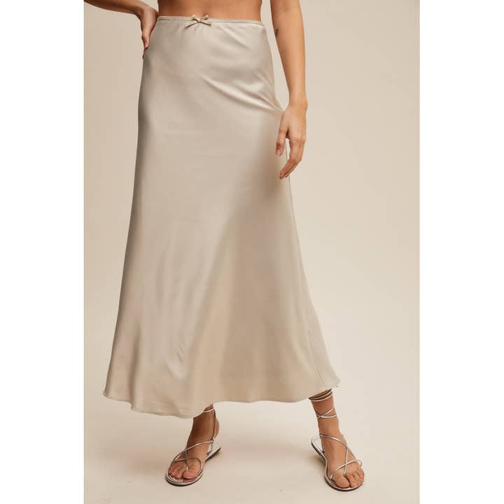 Satin A Line Skirt
Elegance in Every Move for wholesale by Apolline