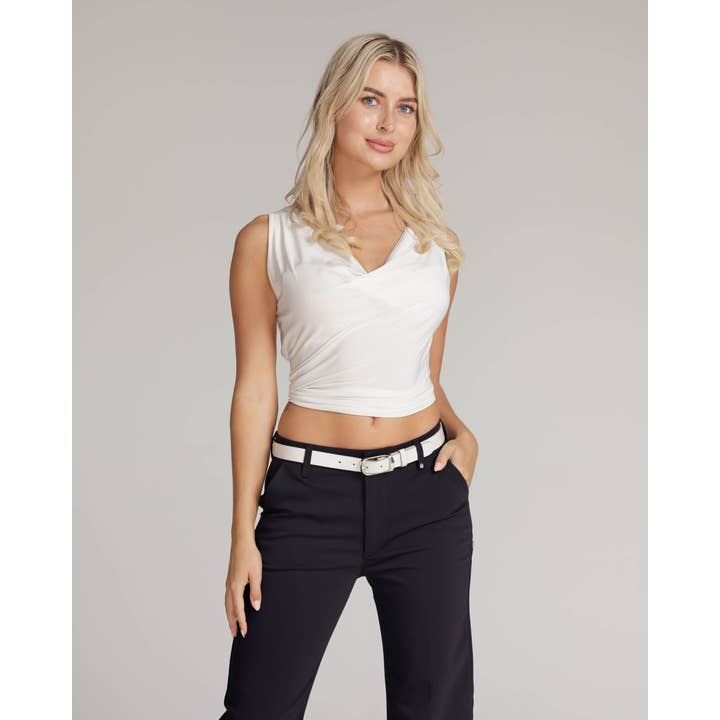 Amsterdam Heritage Leather Belts, Bags, Jackets & Apparel - Wholesale Belt - Women's - Lasse | Gold Buckle Skinny Classic Design Leather Belt Women17