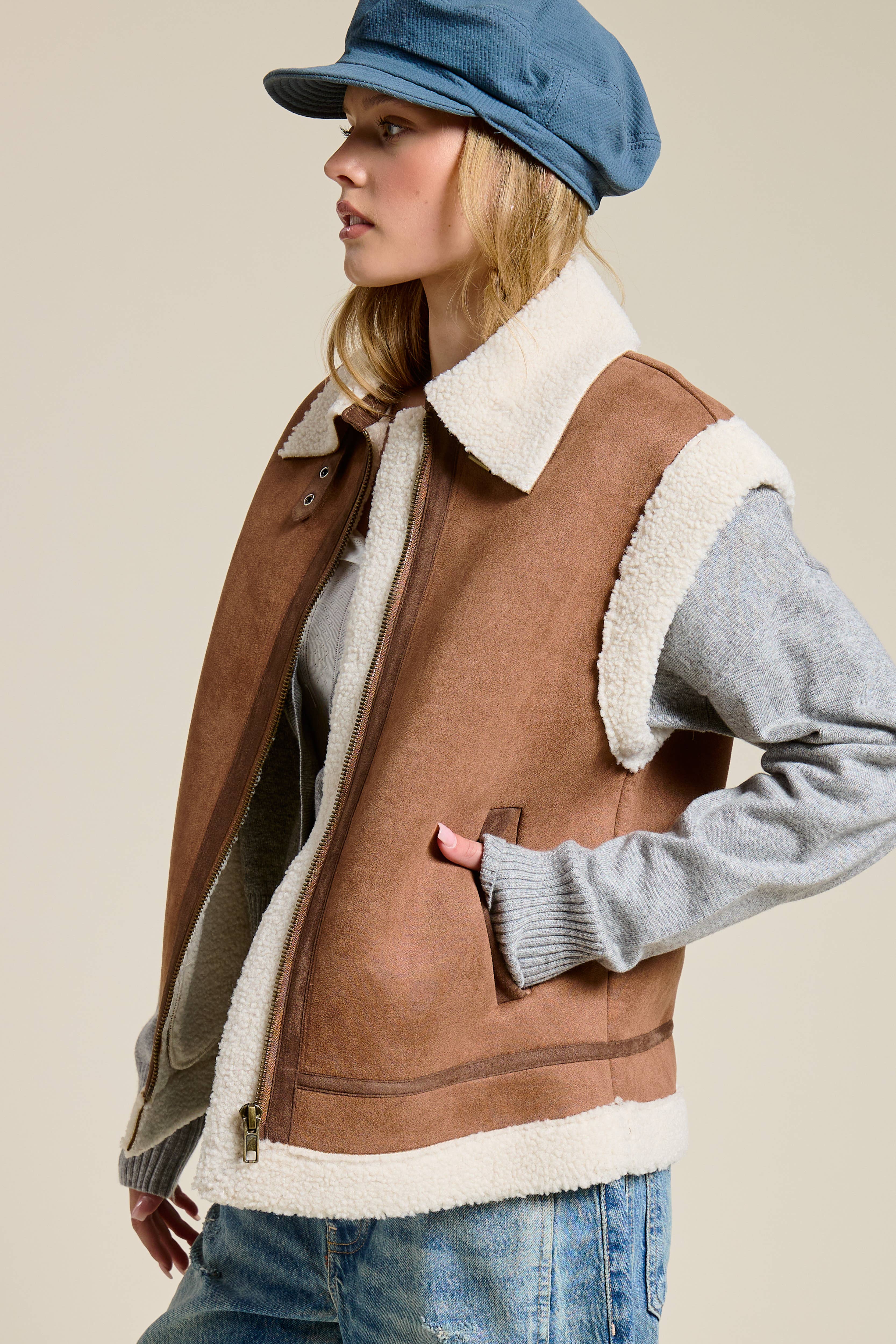 Mimosa - Wholesale Outerwear Vest - Women's - Faux Suede Shearling Vest Jacket6