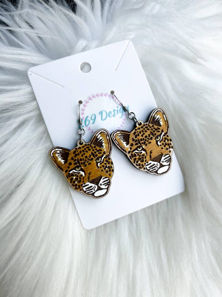 Cheetah Dangles pour la vente par 269 Design