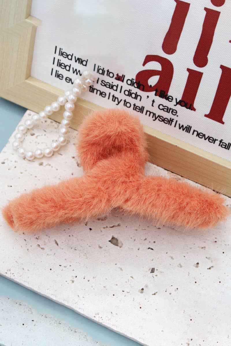 ACCITY - Wholesale Hair Clip - Women's - MULTICOLOR FAUX RABBIT FUR HAIR CLAW CLIP TWIST_CWAHA015314