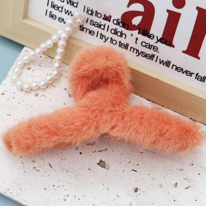ACCITY - Wholesale Hair Clip - Women's - MULTICOLOR FAUX RABBIT FUR HAIR CLAW CLIP TWIST_CWAHA015314