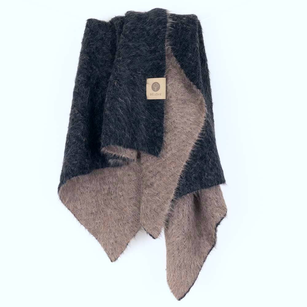 BIG LOViE - Wholesale Throw Blanket - Suri Collection25