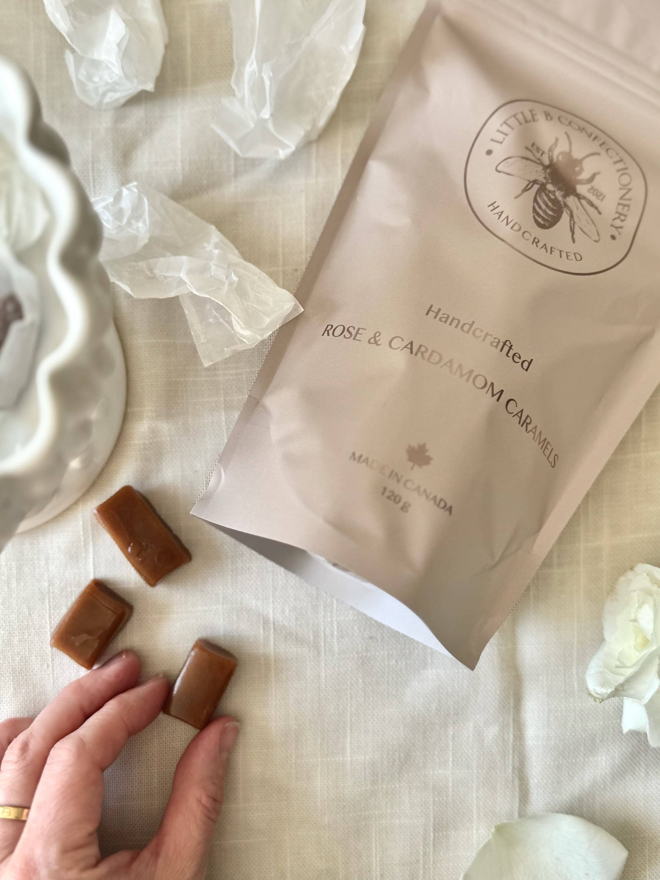 Little b Confectionery - Vente Caramels - Caramels à la rose et à la cardamome5