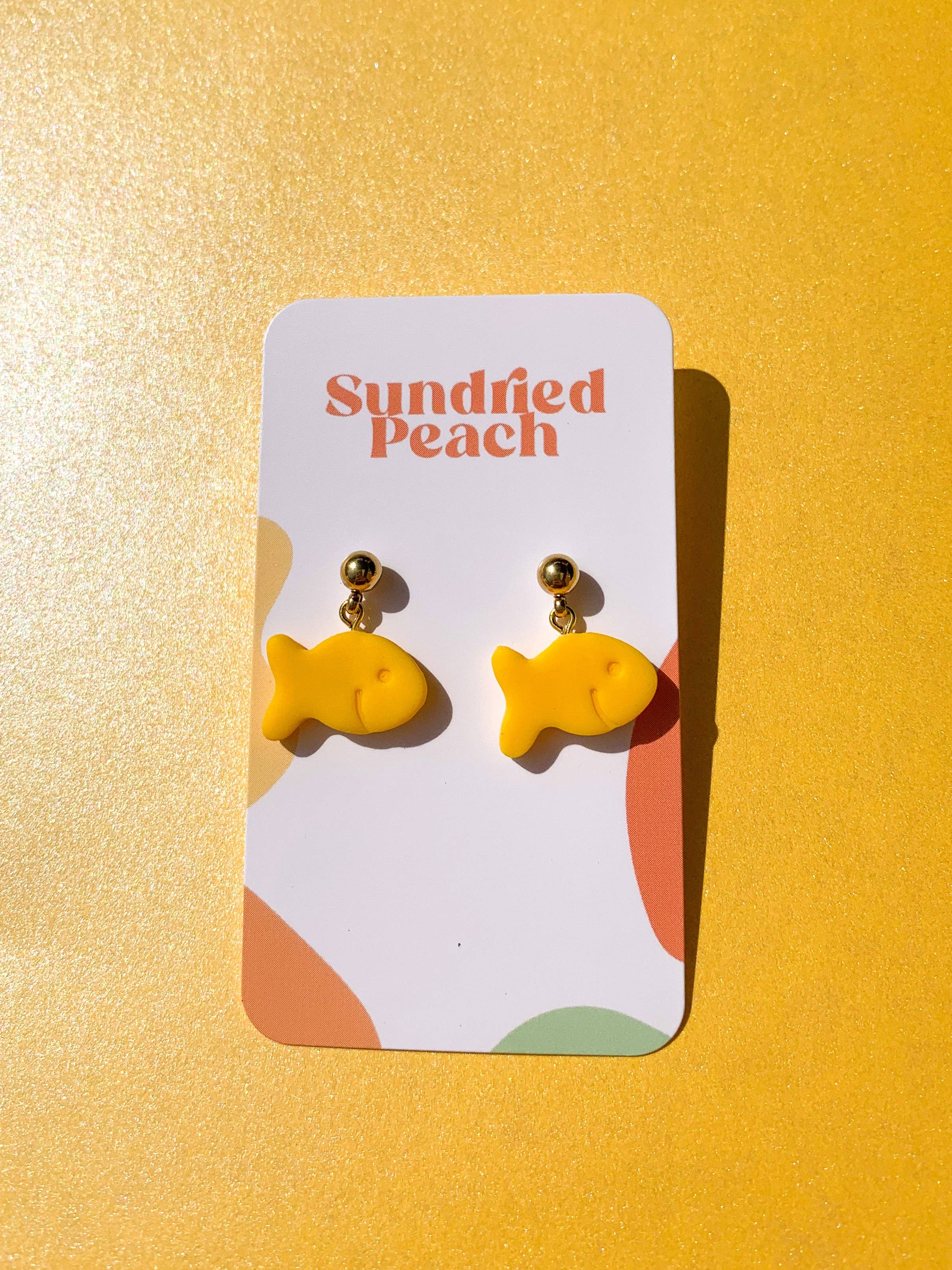 Sundried Peach - Venta al por mayor Pendientes de botón/aretes de poste - Peces de colores