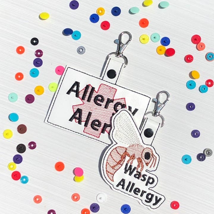 Medical Bag Tags, LLC – wholesale Purse/Bag Accessory - Kids – Wheat Allergy & Alert Gift Set, Fire Ant Allergy, Gift Set, Injection Pen, Allergy Holder, Medical Bag Tags, Bag Tags, Allergy Tags, Kidoosh