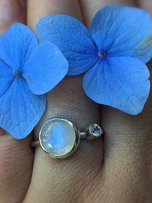 Anillo de Piedra de Luna y Topacio para venta al por mayor de Ebb and flow