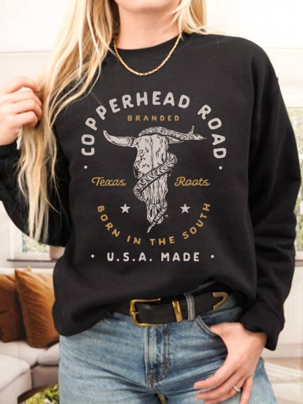 Cuello redondo Copperhead Black para venta al por mayor de Magnolia Ranch Originals