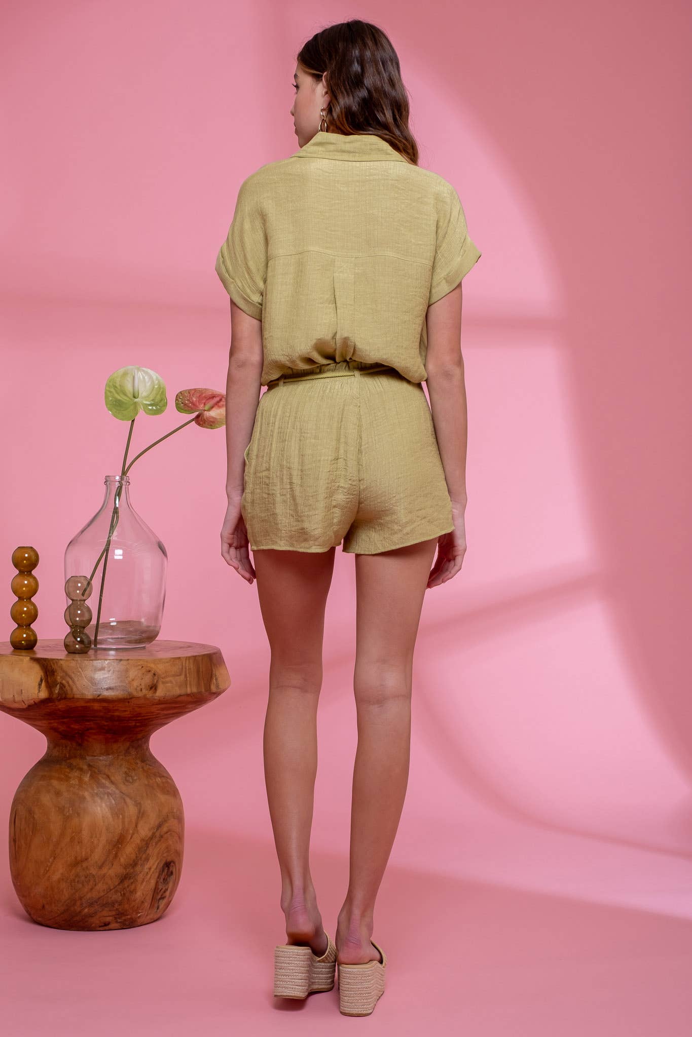 Blu Pepper – wholesale Shorts – Dam – SKRYNKLIGA VOLANGBYXOR MED DRAGKEDJA39