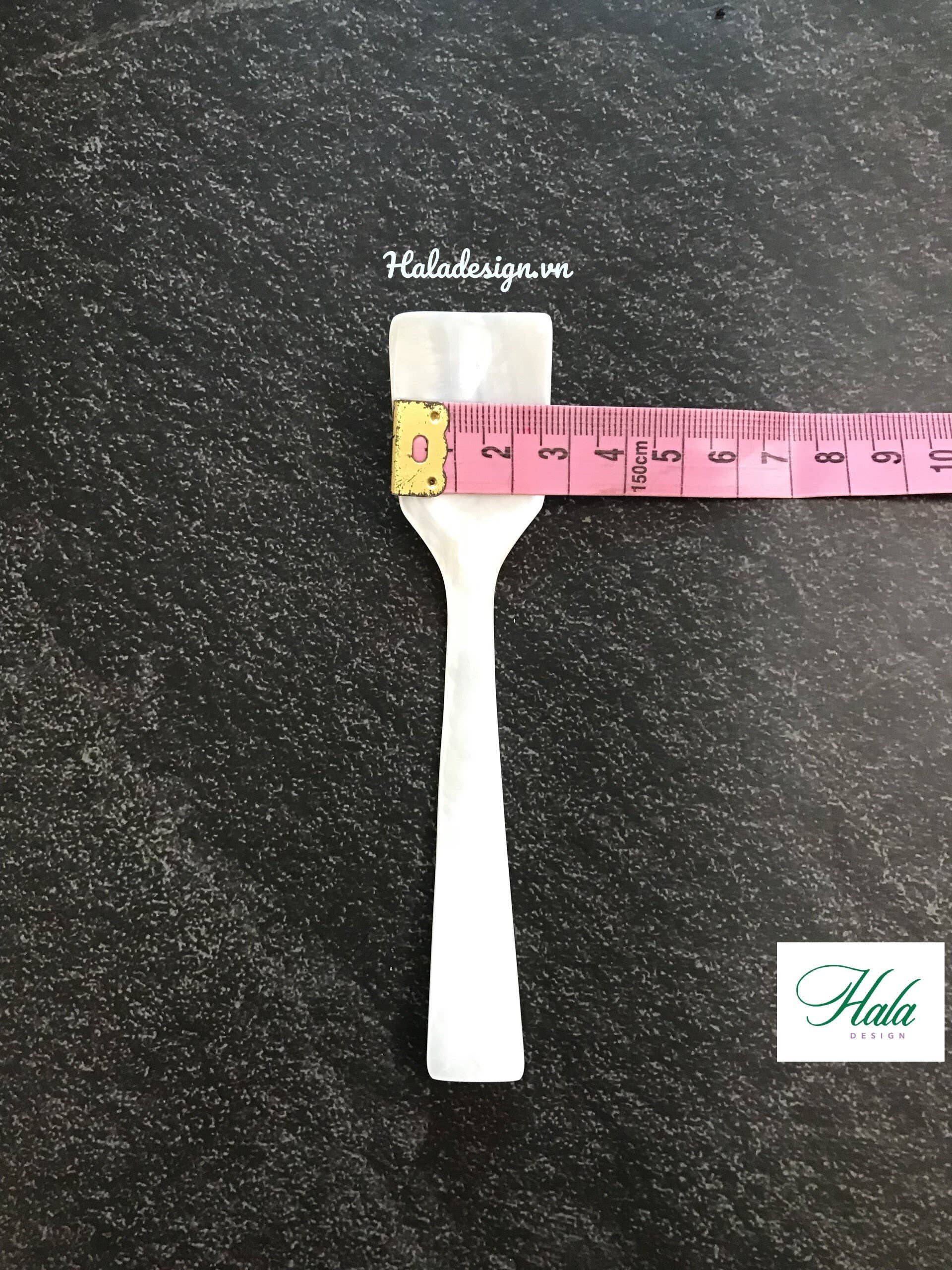 Hala Design - Vente Cuillère de cuisine - Cuillère à caviar en nacre2