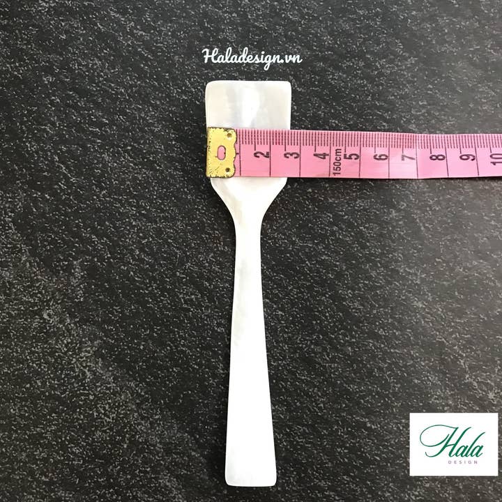 Hala Design - Vente Cuillère de cuisine - Cuillère à caviar en nacre2