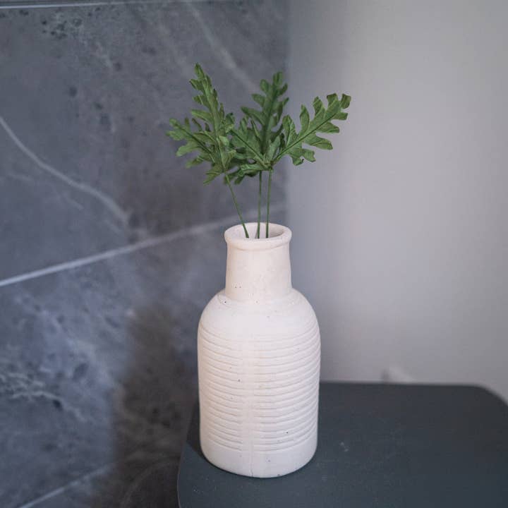 Flowrette - Wholesale Artificial Plant - Royal fern in dark green paper3