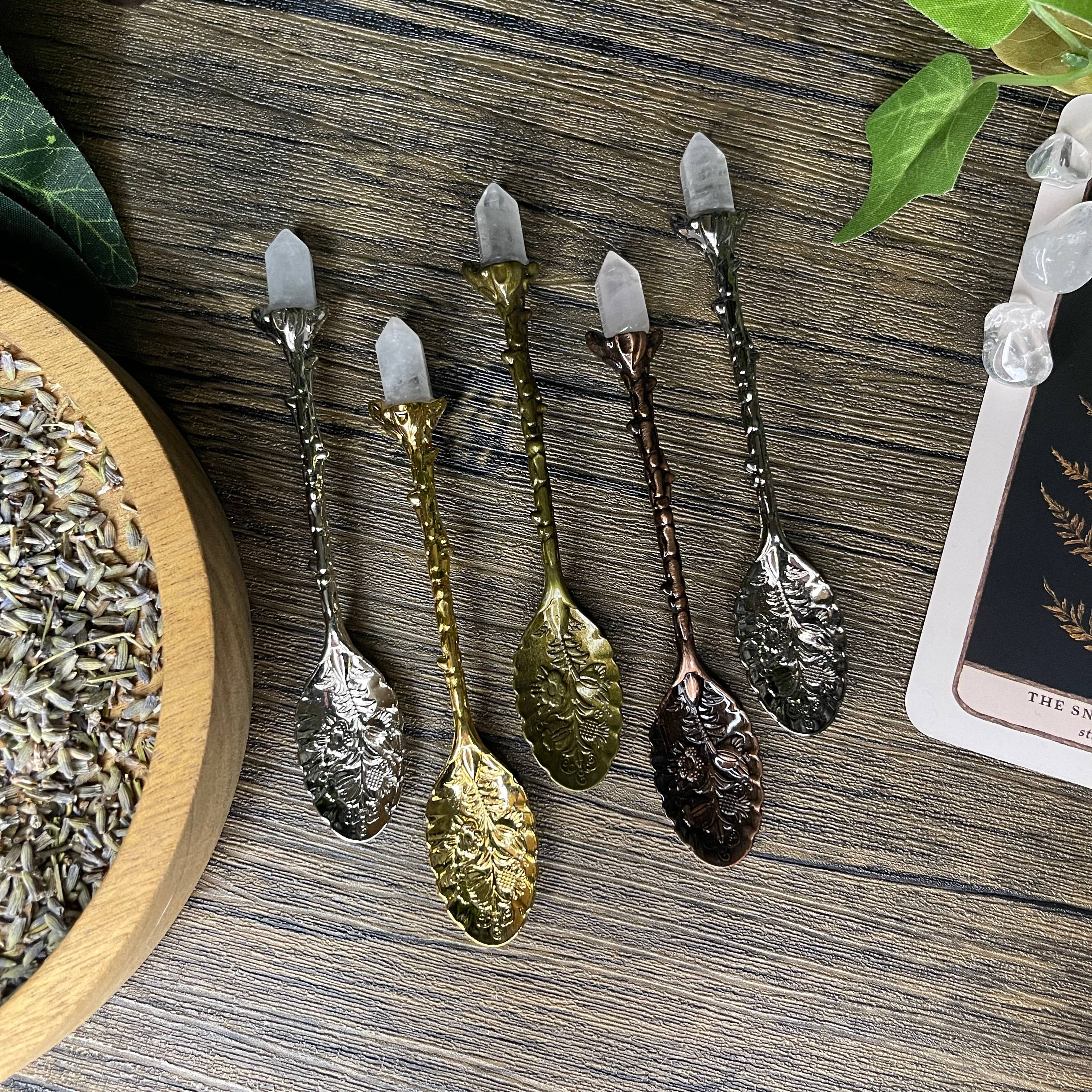 Moondust and Raven - Vente Cuillère de cuisine - Cuillère à herbes en cristal de quartz, fournitures d’apothicaire pour sorcellerie3