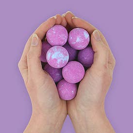 Gift Republic - Wholesale Bath Bomb/Fizz - Llama Poo Bath Bombs