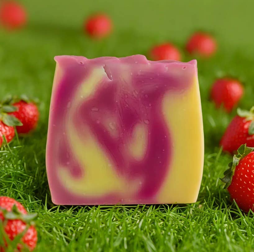 Kleine Auszeit Manufaktur – wholesale Tvål – Jordgubbschampagne-tvål2