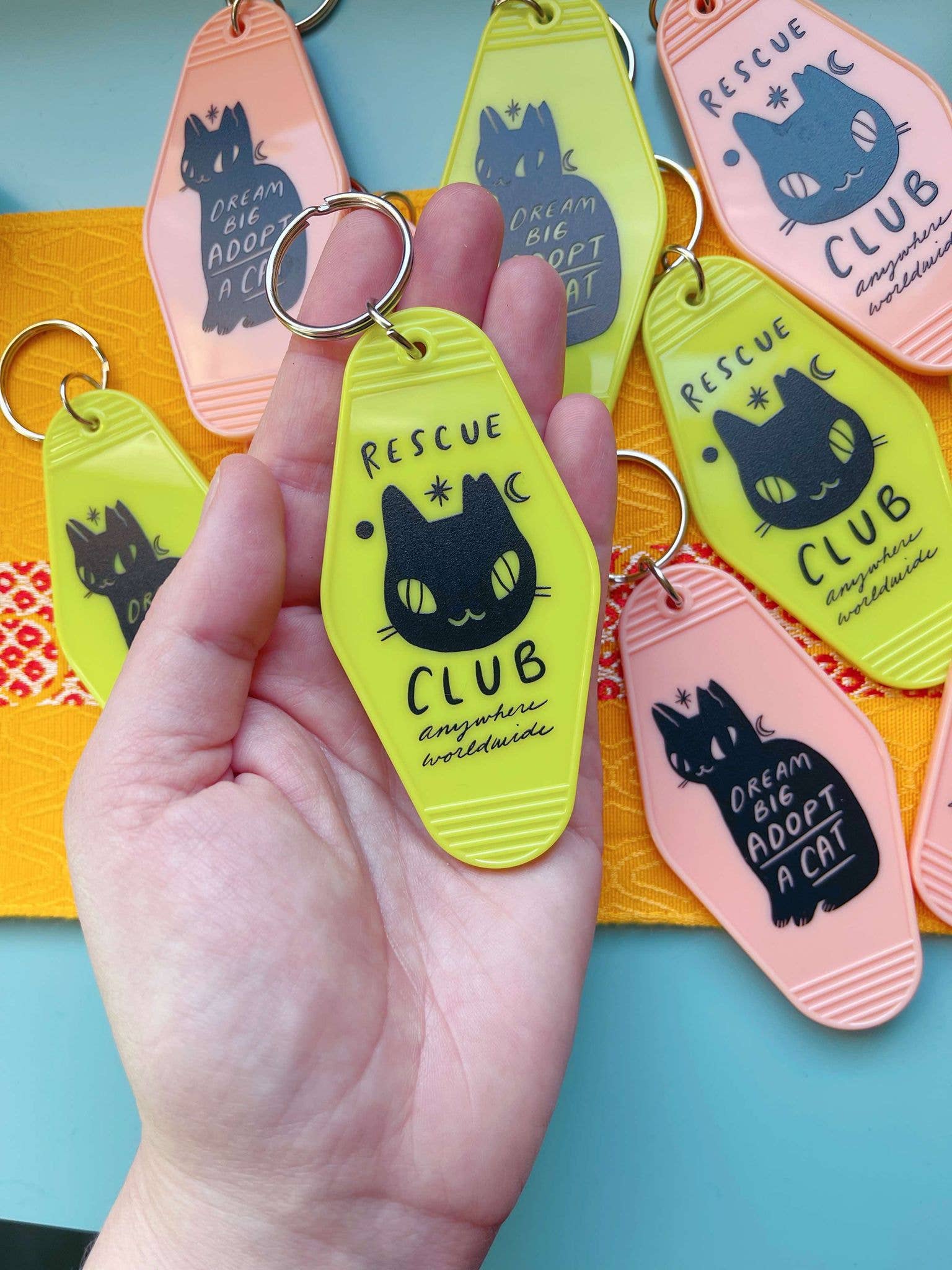 Bunny Dee - Wholesale Keychain - Women's - rescue cat club motel style key chain0
