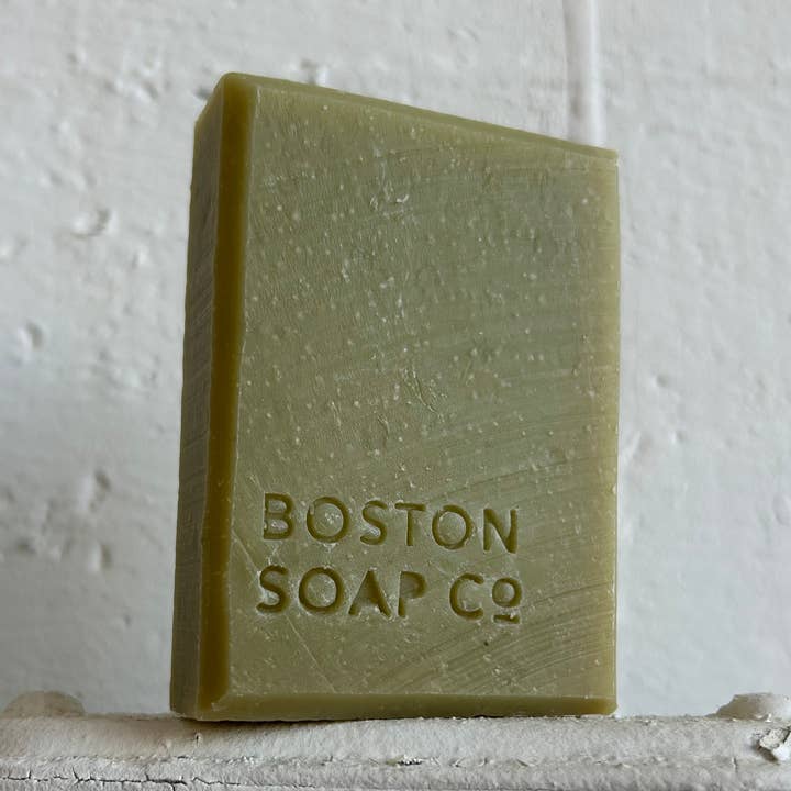 Baie de Rhum Éternelle pour la vente par Boston Soap Co.