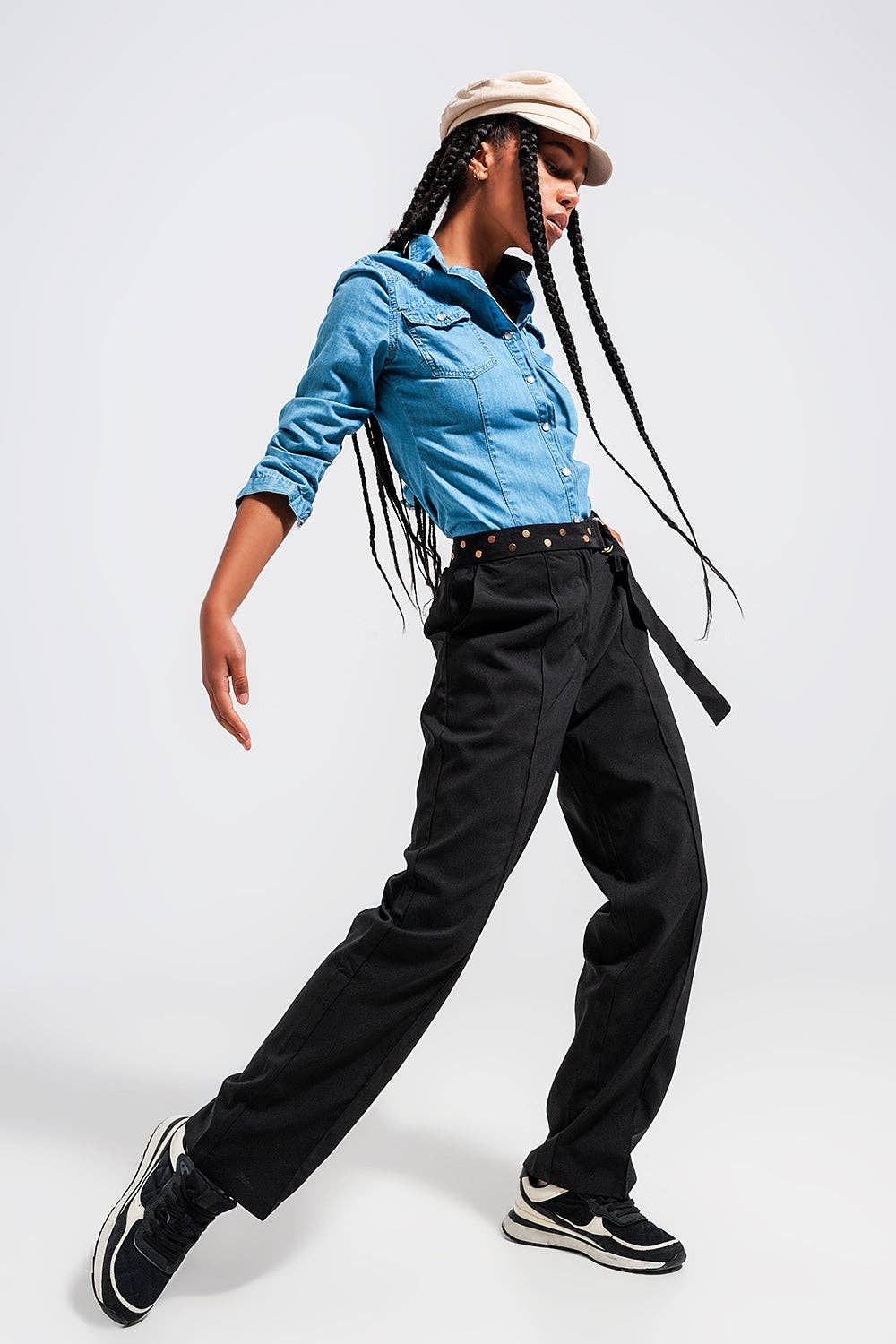 Blau Jeanshemd in mittlerem Blau für den Großhandel auf Faire2