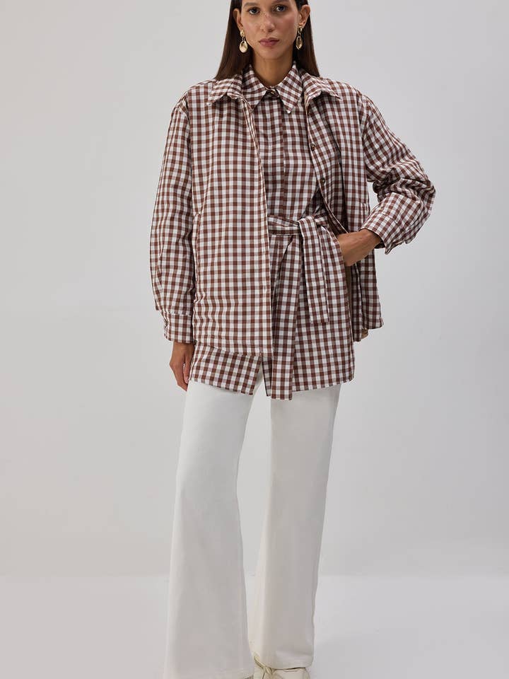 CAMICIA A QUADRETTI CON CINTURA per la vendita all'ingrosso da parte di Touché Privé