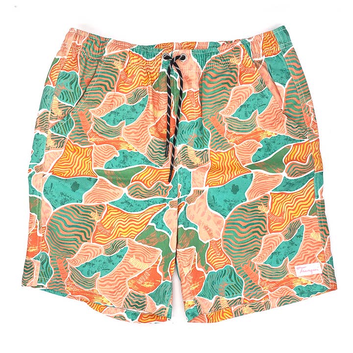 Short Flex : Caterpillar Camo pour la vente par Tranqui Prints