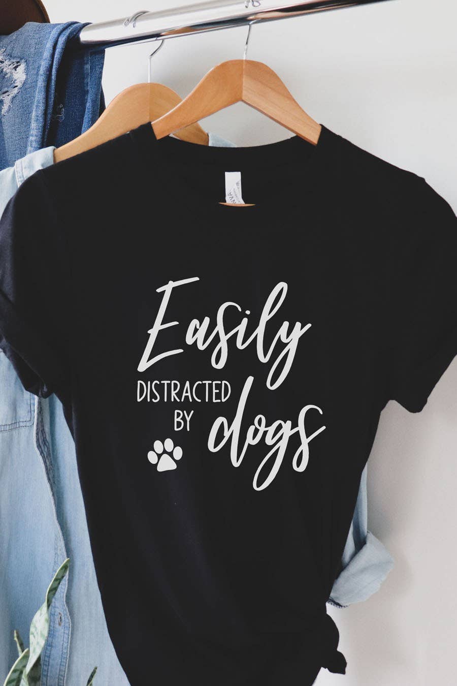 Bella Me - Venta al por mayor Camiseta serigrafiada - Mujer - Camiseta gráfica Easily Distracted By Dog0