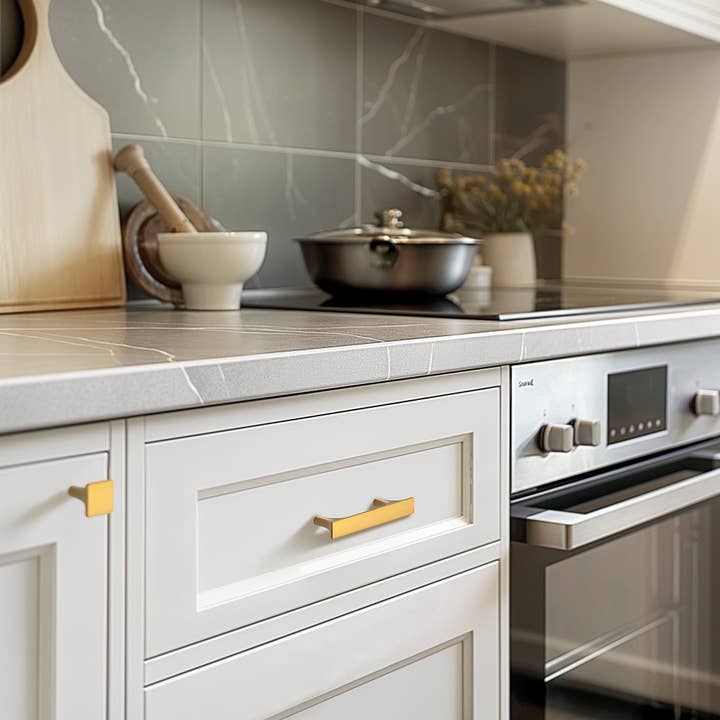 Island Universe Hardware Inc. - Wholesale Knob/pull - Modern Flat Cabinet Handles5