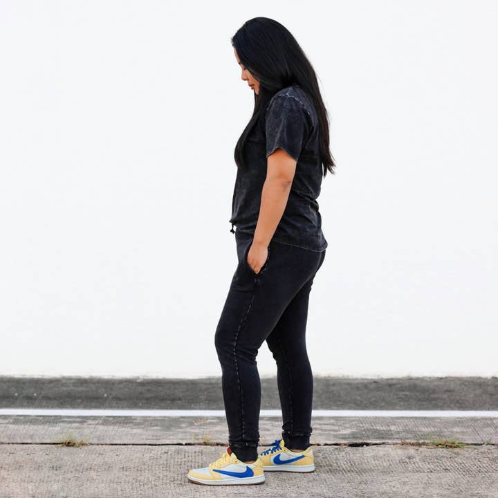 millie + roo LLC - Wholesale Lounge Sweatpants/Joggers - Women's - MAMA JOGGERS- Midnight Snow Wash1