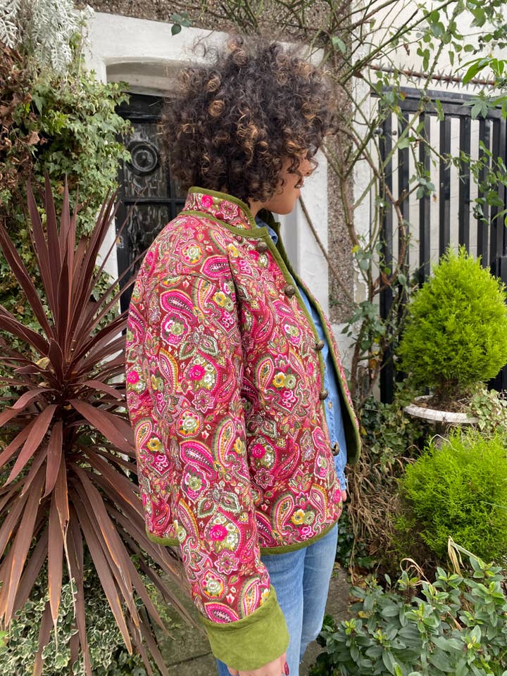 Floral Frida for wholesale by Monobrowshop