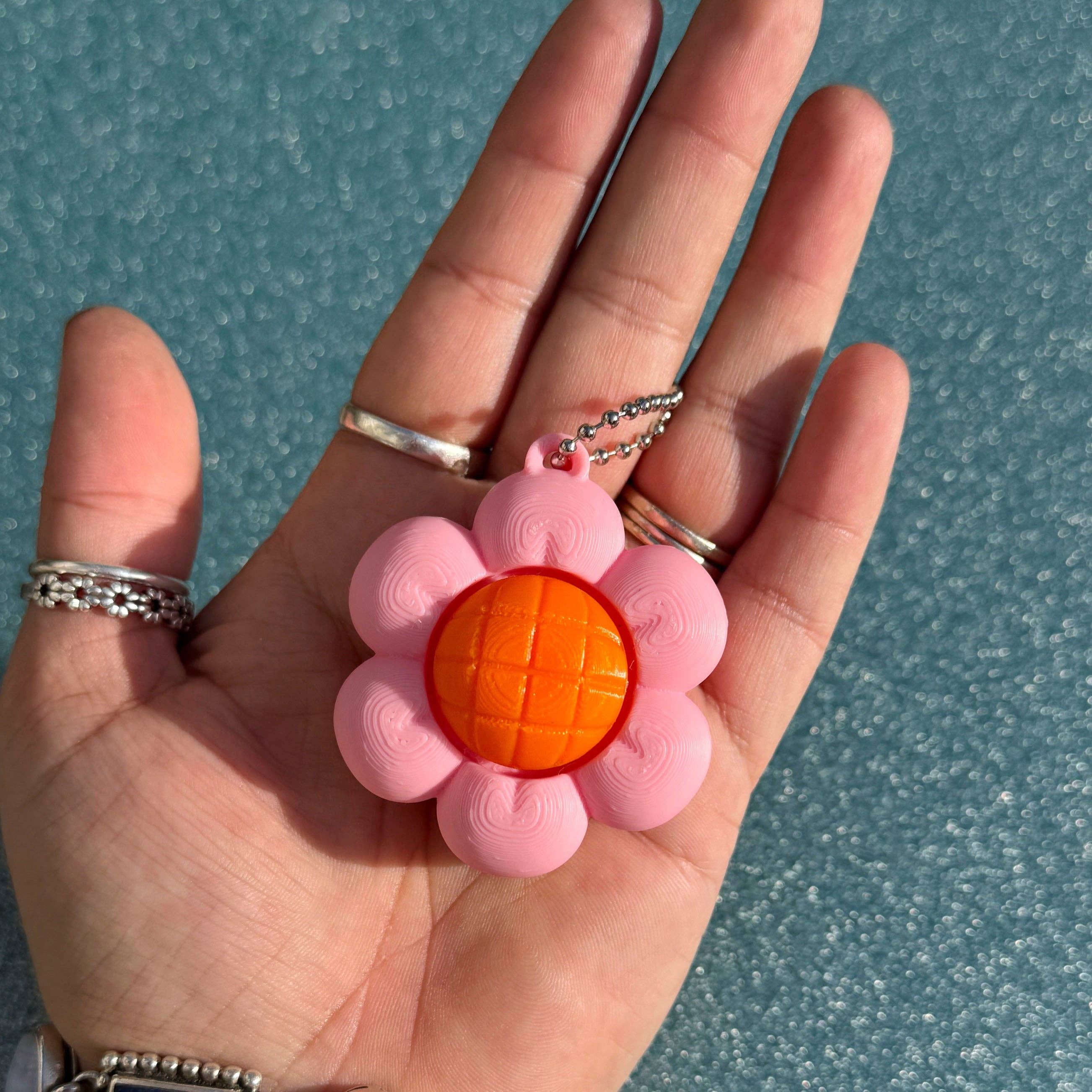 The Kitschy Cactus - Wholesale Fidget Toy - Kids - Pink Flower Fidget Clicker1
