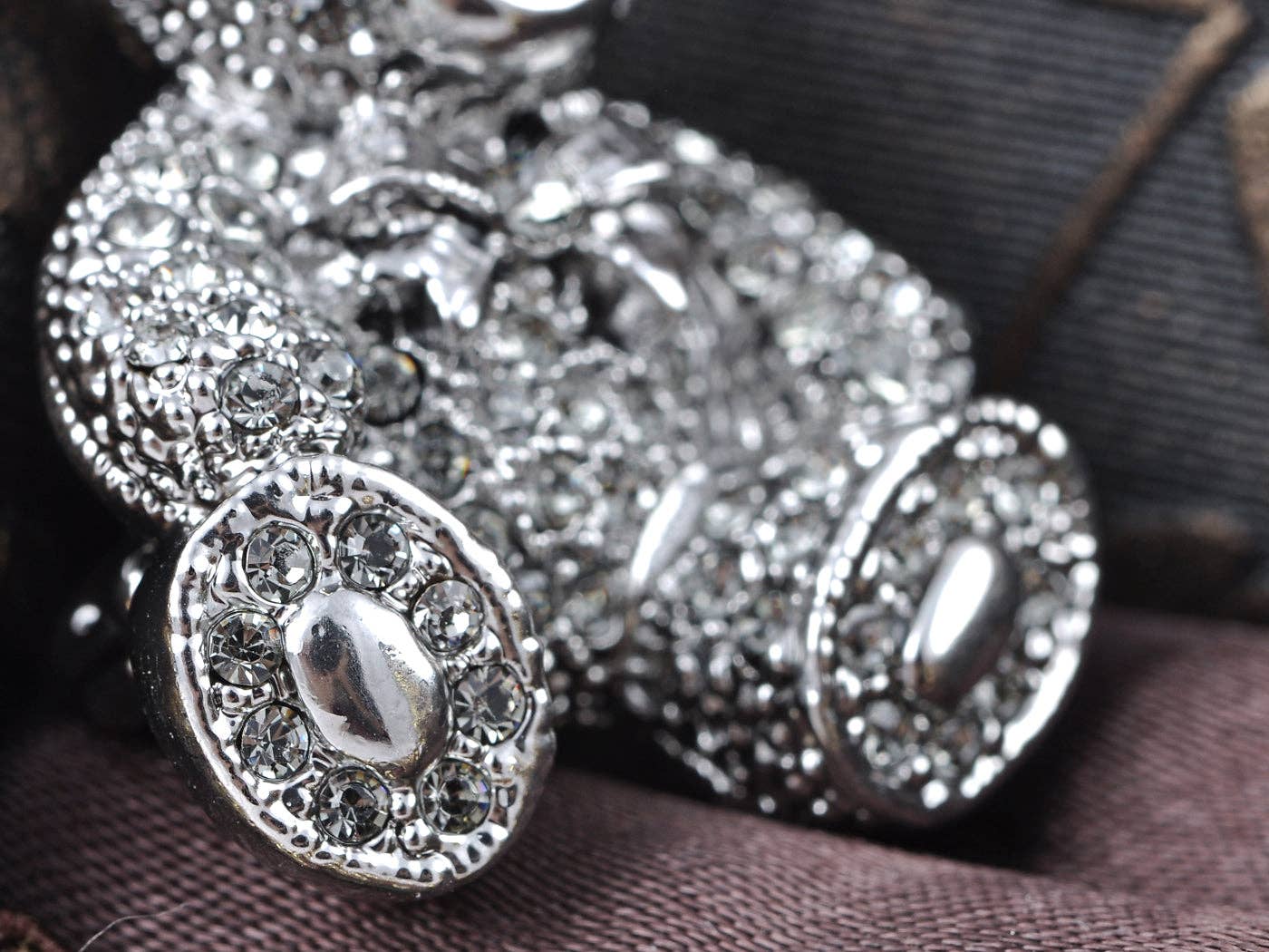 AK Brand - Wholesale Brooch - Valentine Silver Teddy Bear Stuffed Animal Lapel Brooch Pin4