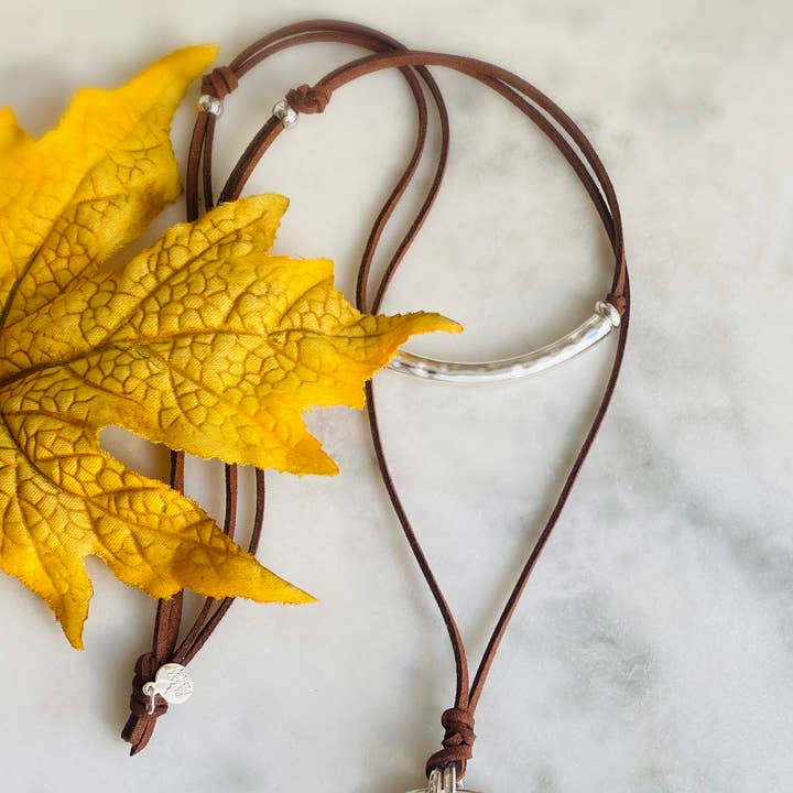 Dajana Design - Wholesale Pendant/Charm Necklace - Pretty Cool Brown Necklace2